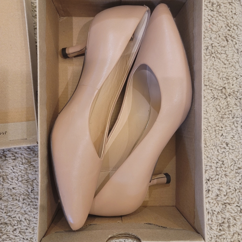 Clarks Size 6 Pumps Leather Heels - Picture 6 of 6